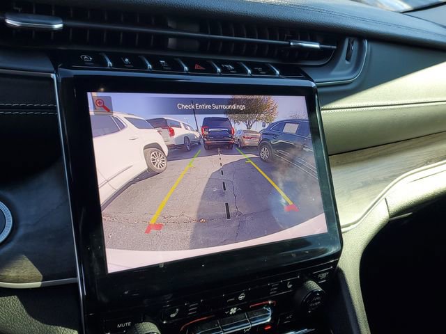 Used 2023 Jeep Grand Cherokee Limited w/ Trailer Tow Prep Group (B) image 20