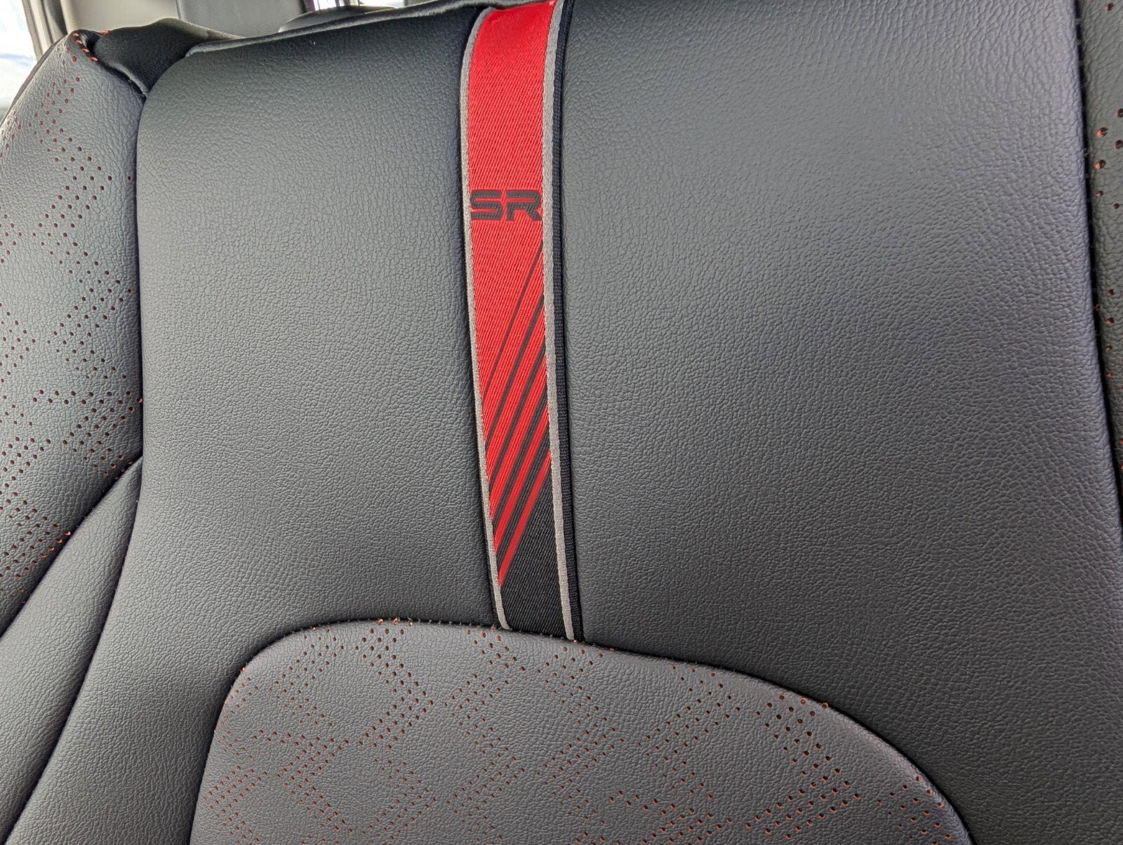 New 2026 Nissan Sentra SR w/ SR Premium Package FWD image 10