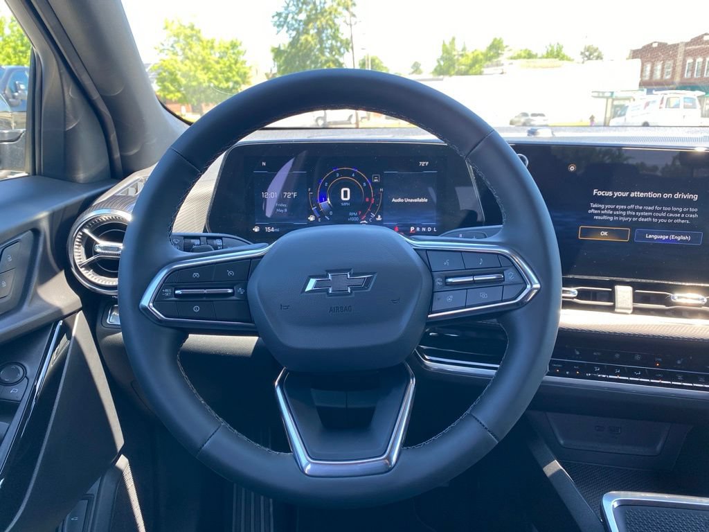 New 2026 Chevrolet Equinox LT w/ Convenience Package II FWD image 11