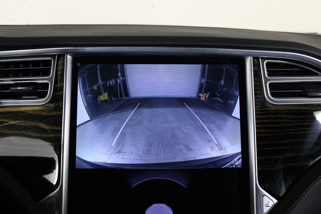 Used 2016 Tesla Model S 70 image 23