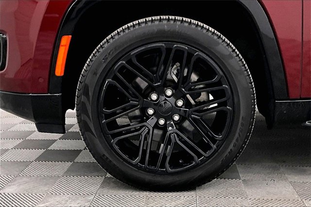 Used 2024 Jeep Wagoneer Series II image 8