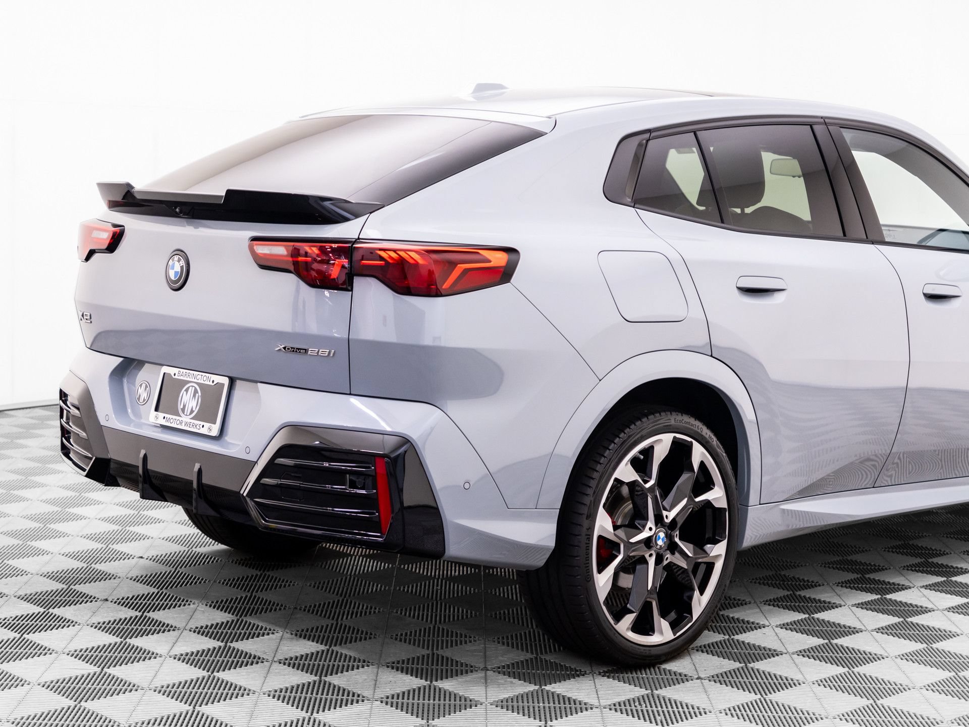 Used 2026 BMW X2 xDrive28i w/ Technology Package AWD/4WD image 33
