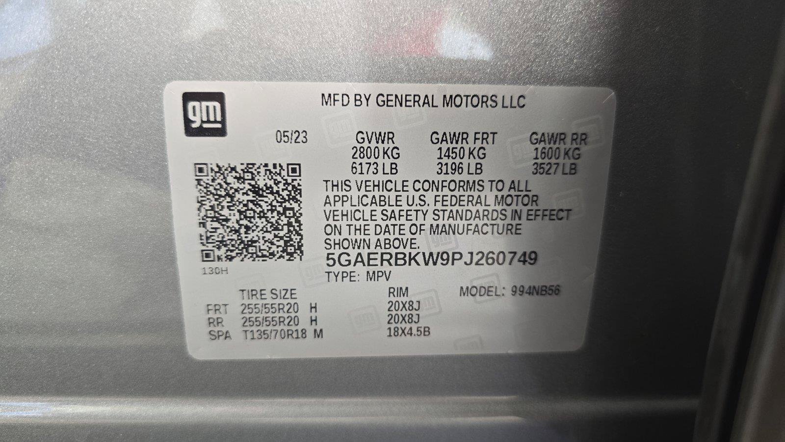 Used 2023 Buick Enclave Essence w/ Experience Buick Package FWD image 29