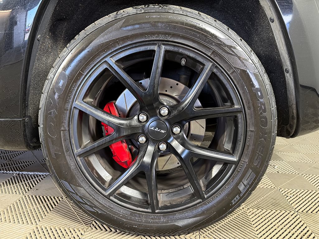Used 2018 Jeep Grand Cherokee SRT w/ Trailer Tow Group IV AWD/4WD image 23