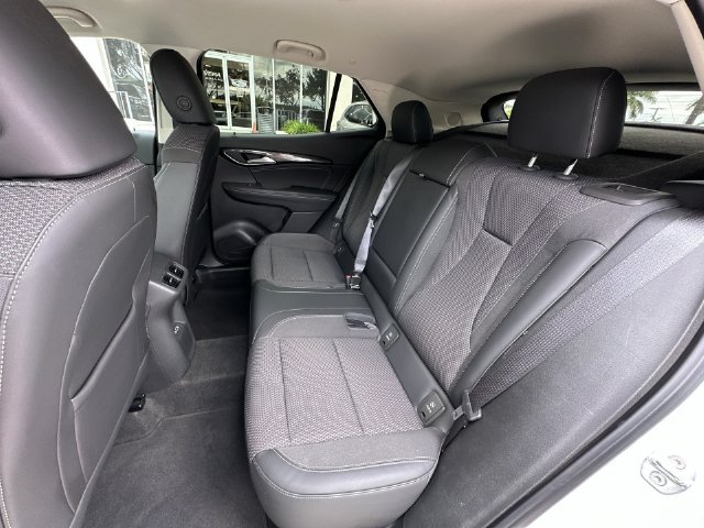 Certified 2023 Buick Envision Preferred FWD image 29