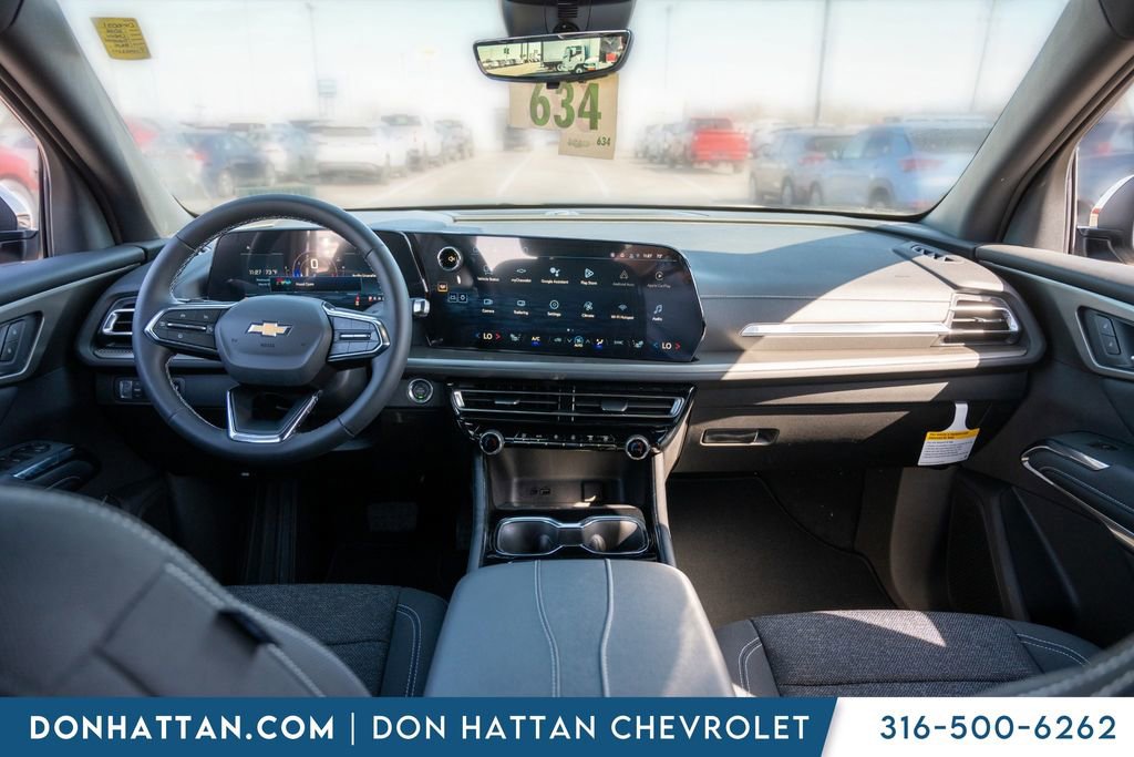 New 2026 Chevrolet Traverse LT image 3