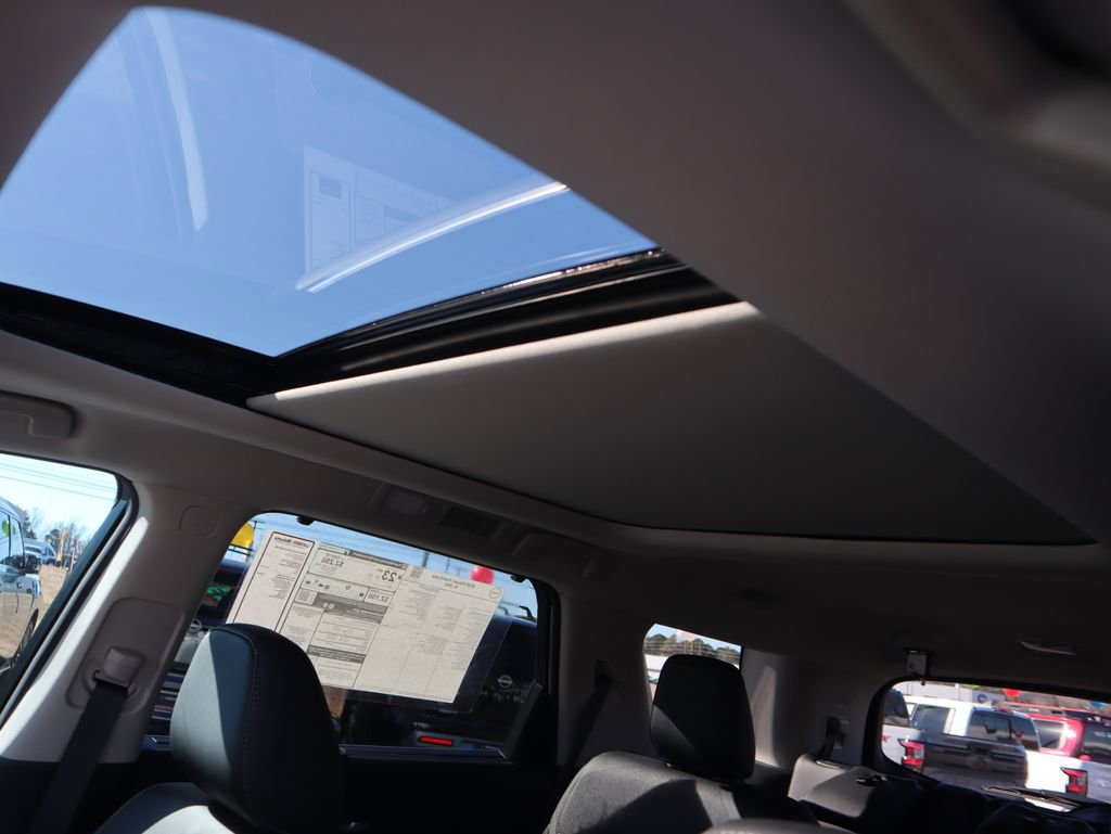 New 2026 Nissan Pathfinder SL w/ SL Premium Package image 15