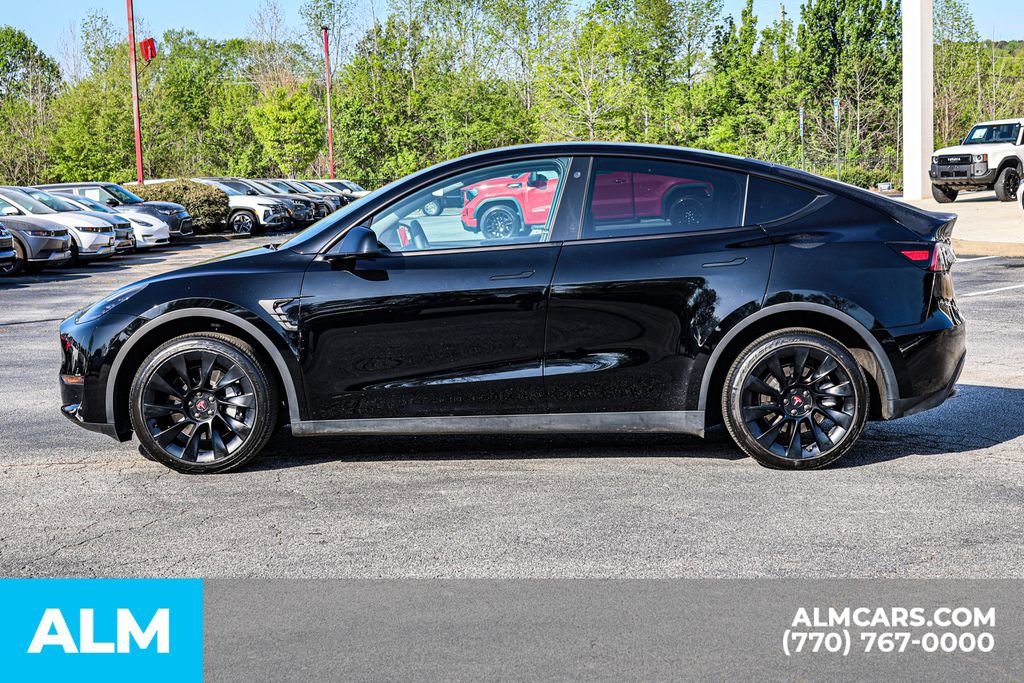 Used 2023 Tesla Model Y Long Range image 9