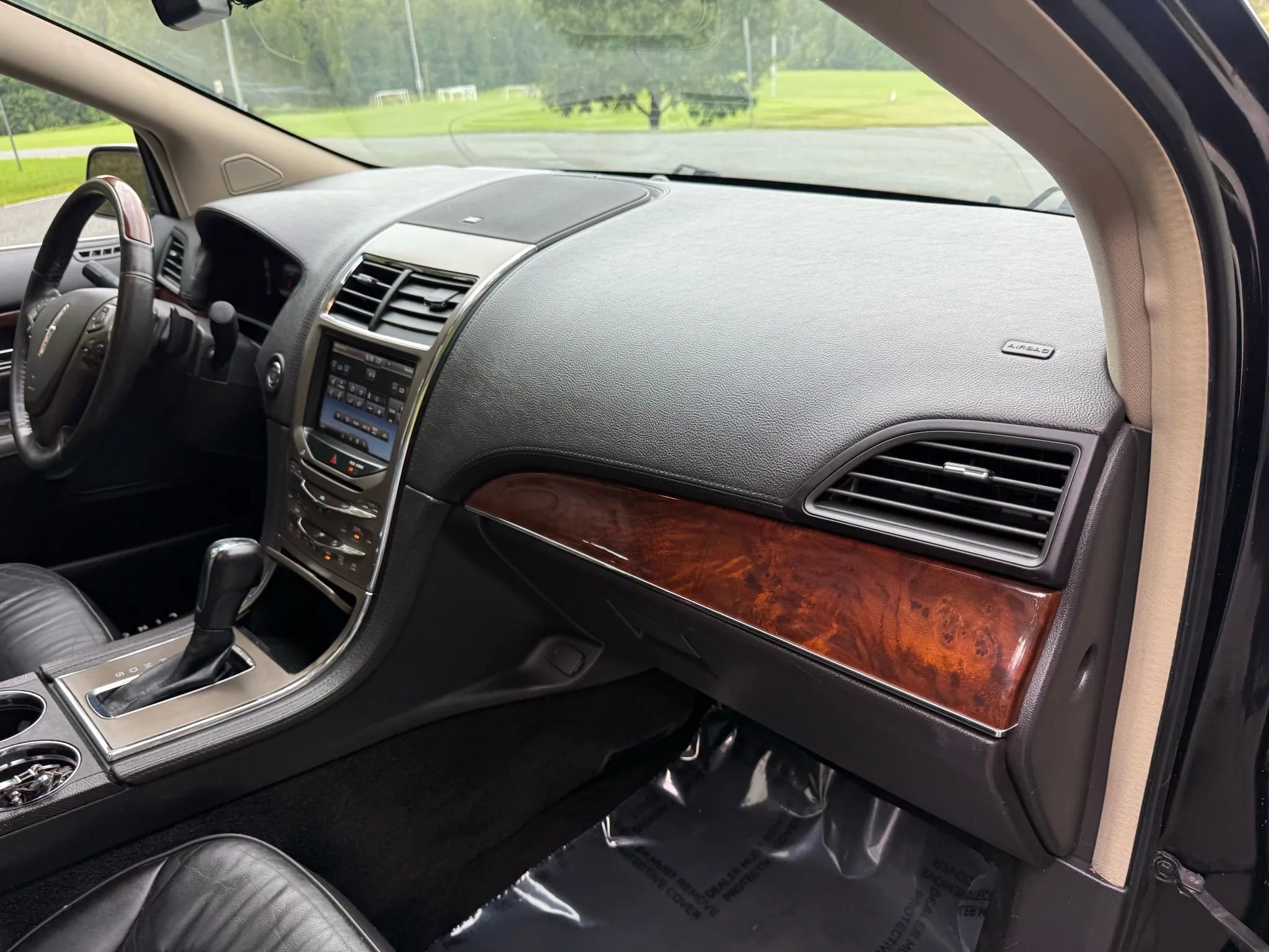 Used 2014 Lincoln MKX AWD w/ Equipment Group 102A image 18