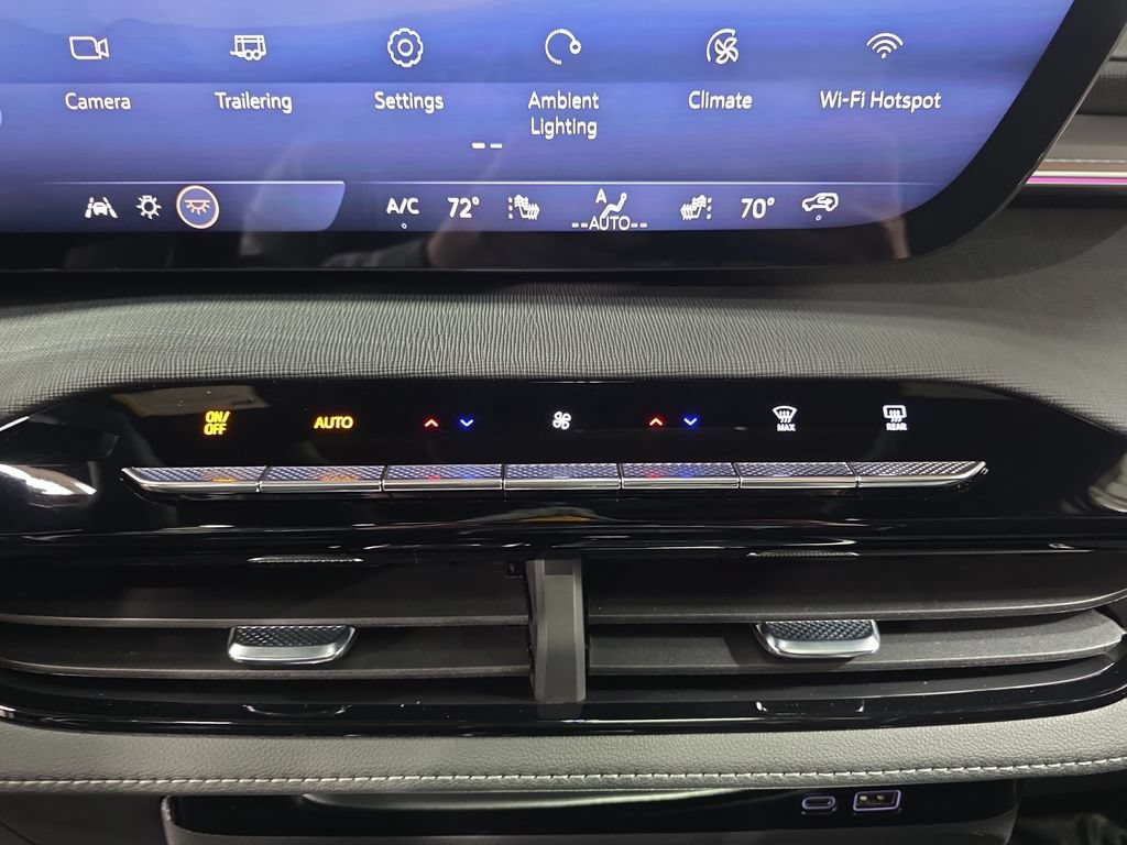 New 2026 Buick Enclave Sport Touring w/ Power Package AWD/4WD image 23