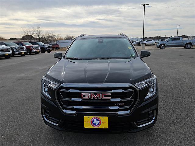 Used 2022 GMC Terrain AT4 w/ Infotainment Package II image 8
