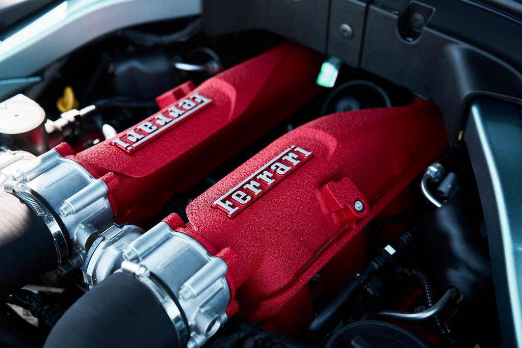 Used 2022 Ferrari Roma image 18