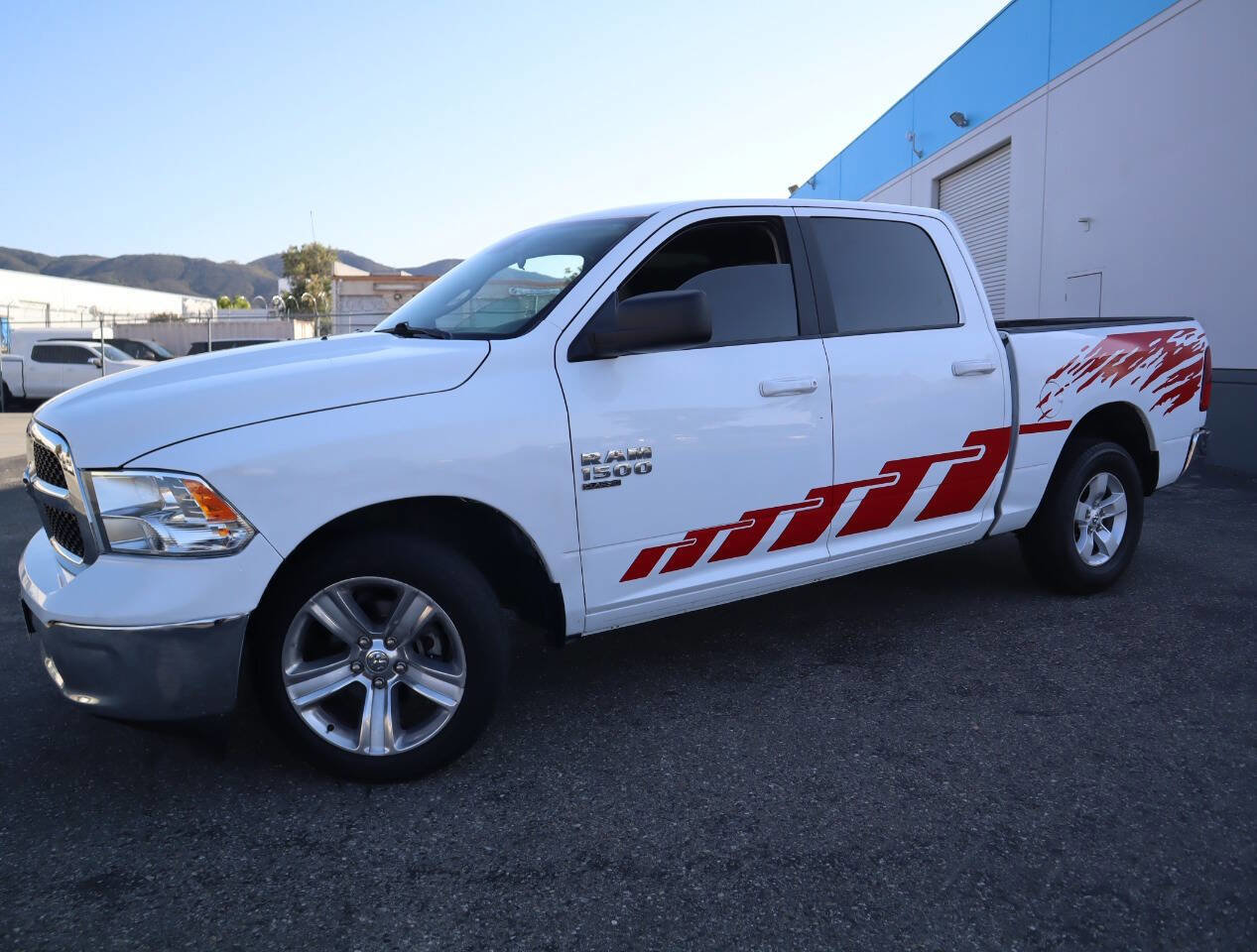 Used 2021 RAM 1500 Classic SLT image 17