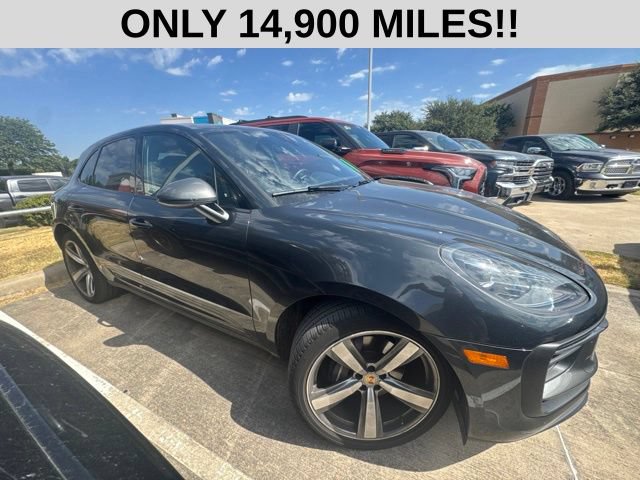 Used 2025 Porsche Macan Turbo AWD/4WD image 2