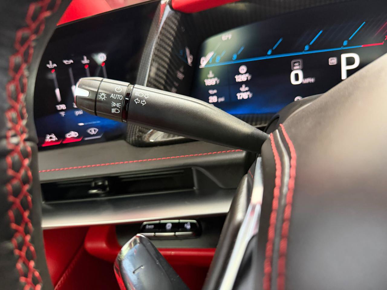 Used 2026 Chevrolet Corvette Stingray Premium Cpe w/ Z51 Performance Package RWD image 30