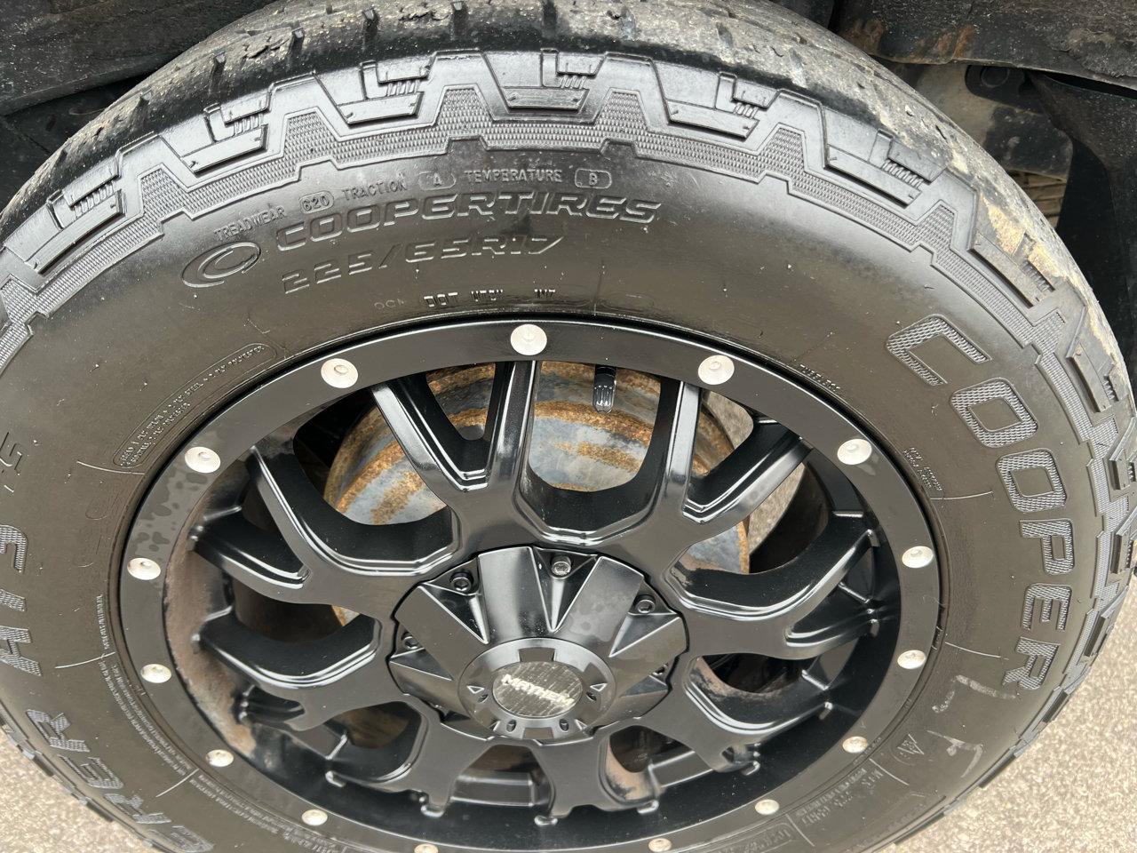 Used 2011 Ford Escape Limited w/ 302A Rapid Spec Order Code image 4