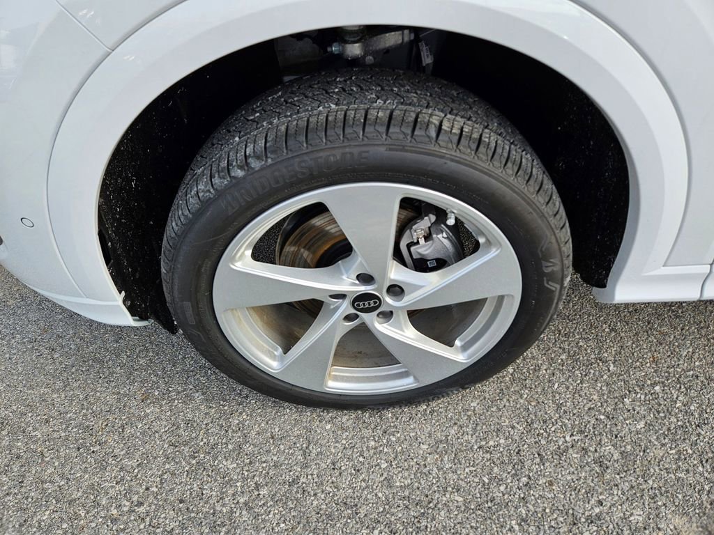 New 2025 Audi Q5 Premium Plus image 25