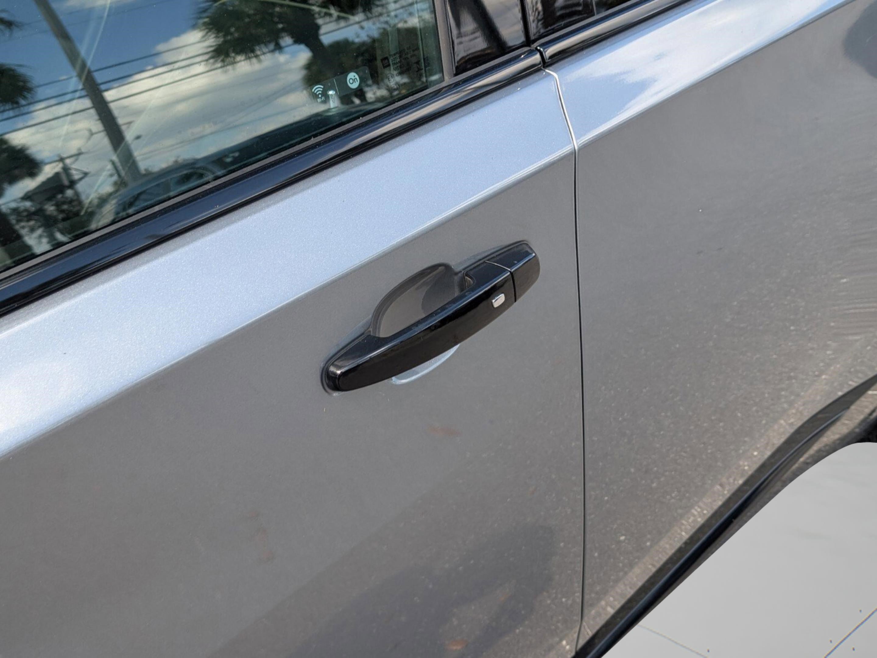 Used 2024 Chevrolet Traverse Premier w/ Redline Edition image 29