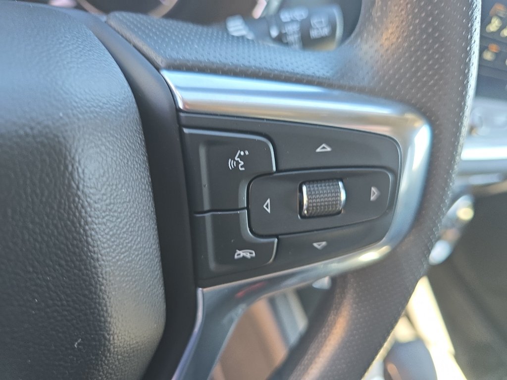 Used 2024 Chevrolet Blazer LT w/ Convenience Package FWD image 18