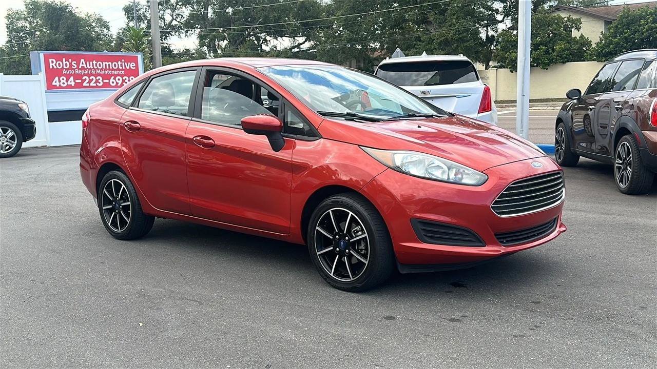 Used 2018 Ford Fiesta SE FWD image 6