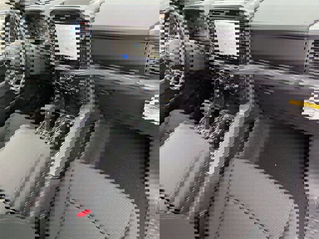 New 2025 Ford F150 XLT w/ Equipment Group 302A MID image 21