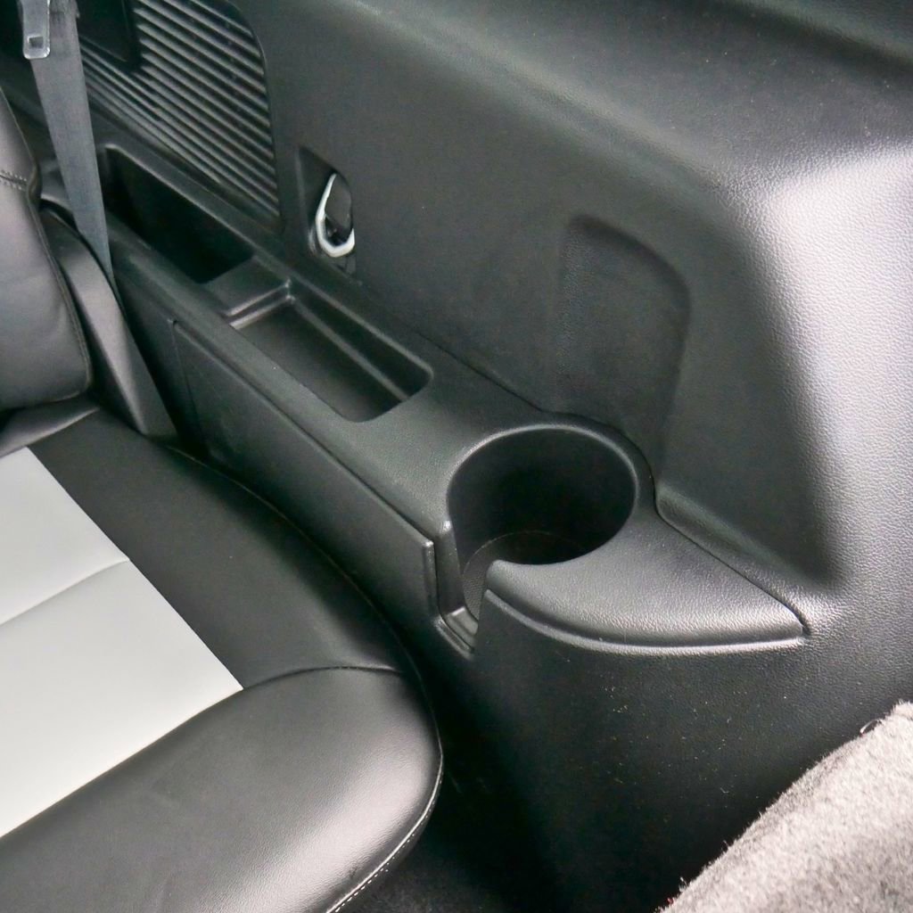 Used 2023 Ford Explorer XLT w/ Equipment Group 202A image 21