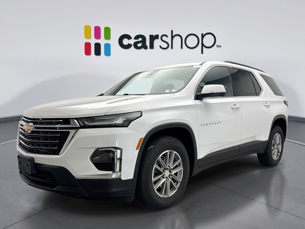Used 2023 Chevrolet Traverse LT