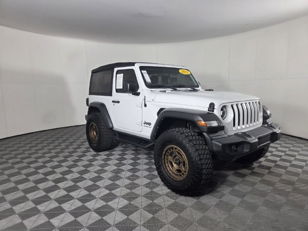 Used 2022 Jeep Wrangler Sport AWD/4WD image 3