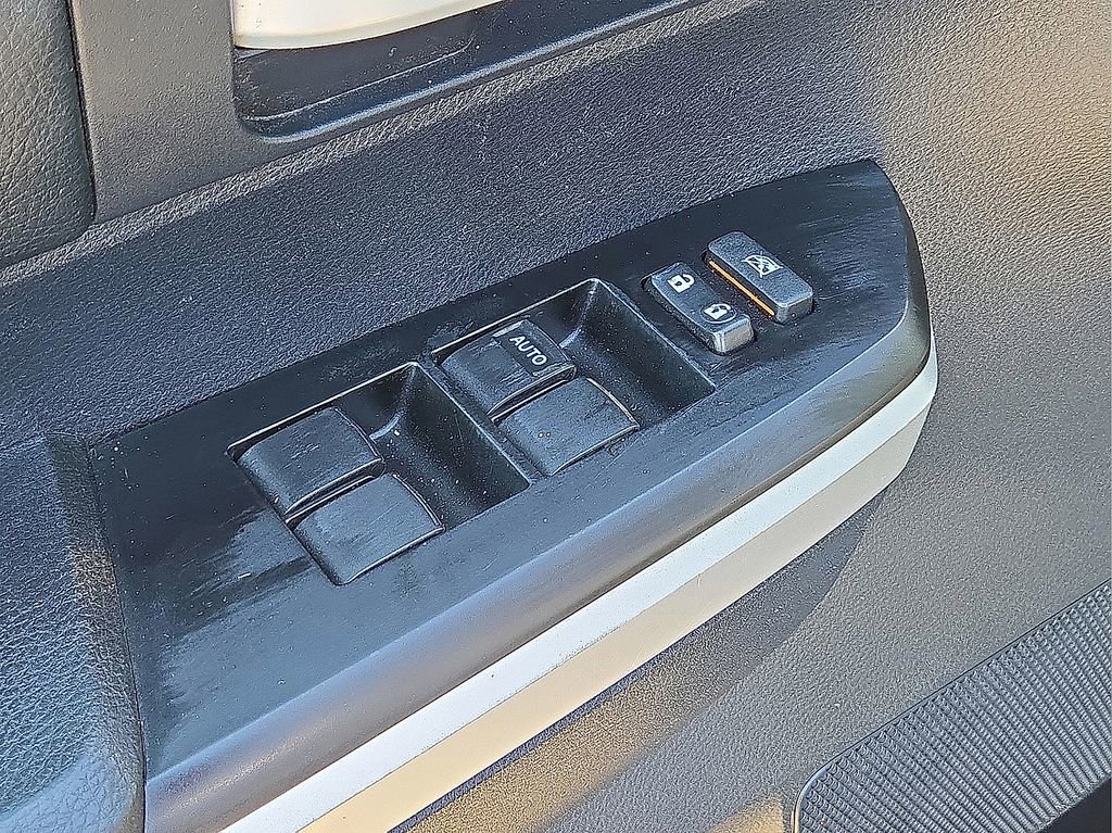 Used 2014 Toyota Tundra SR5 image 20