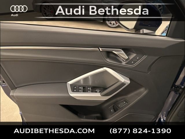 New 2025 Audi Q3 2.0T Premium image 13