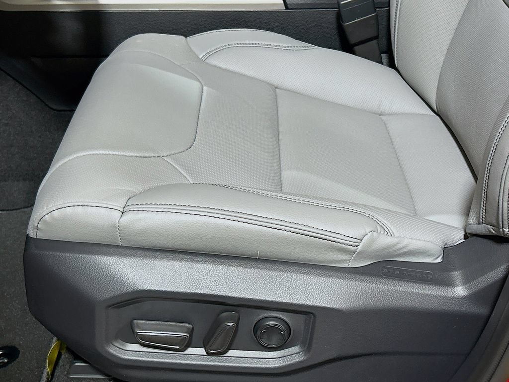 New 2026 Toyota Tundra Limited RWD image 19