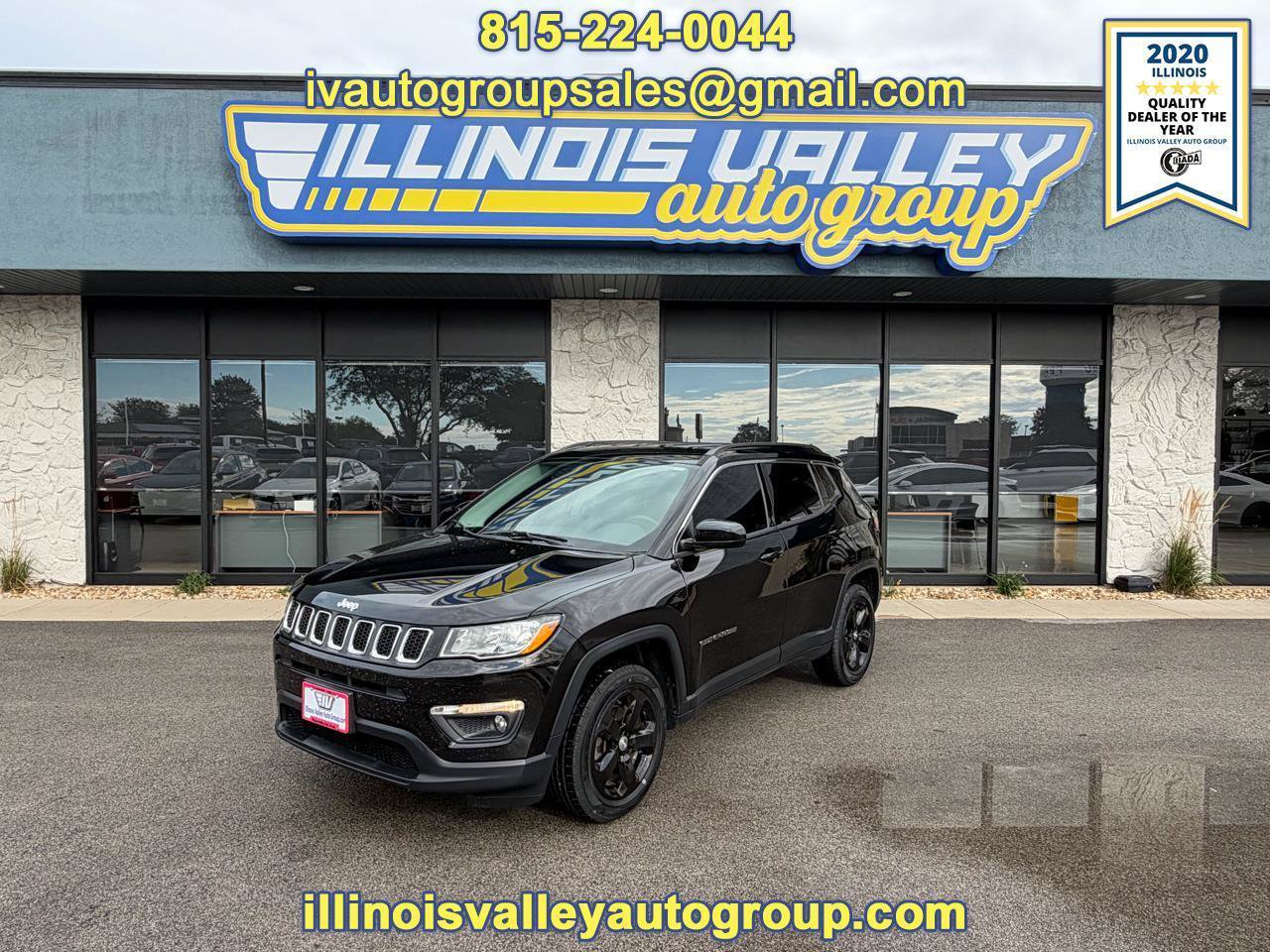 Used 2018 Jeep Compass Latitude w/ Cold Weather Group AWD/4WD image 1
