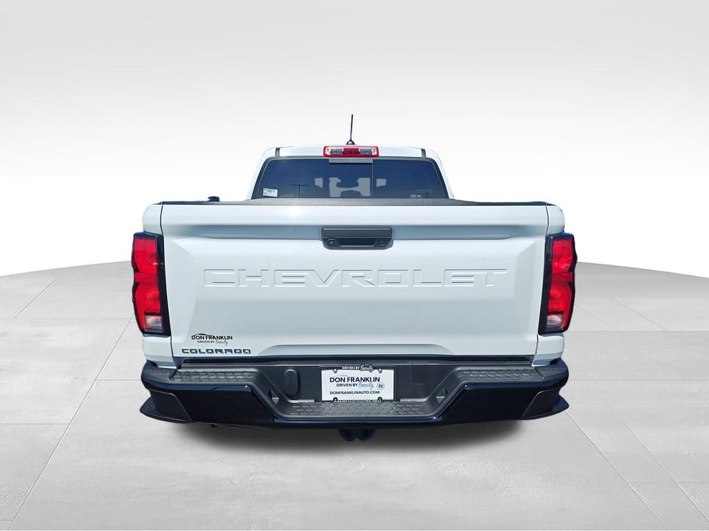 Used 2023 Chevrolet Colorado Z71 w/ Z71 Convenience Package 2 AWD/4WD image 5