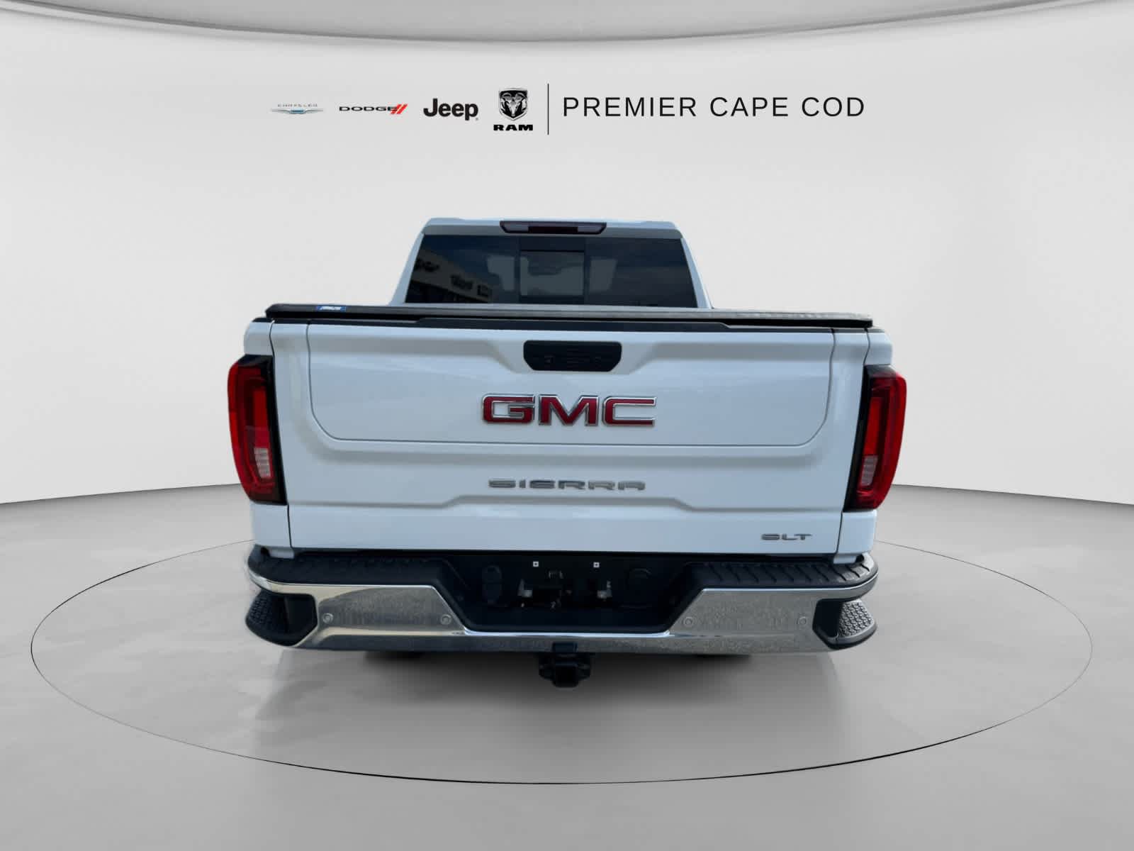 Used 2019 GMC Sierra 1500 SLT w/ SLT Premium Plus Package AWD/4WD image 7