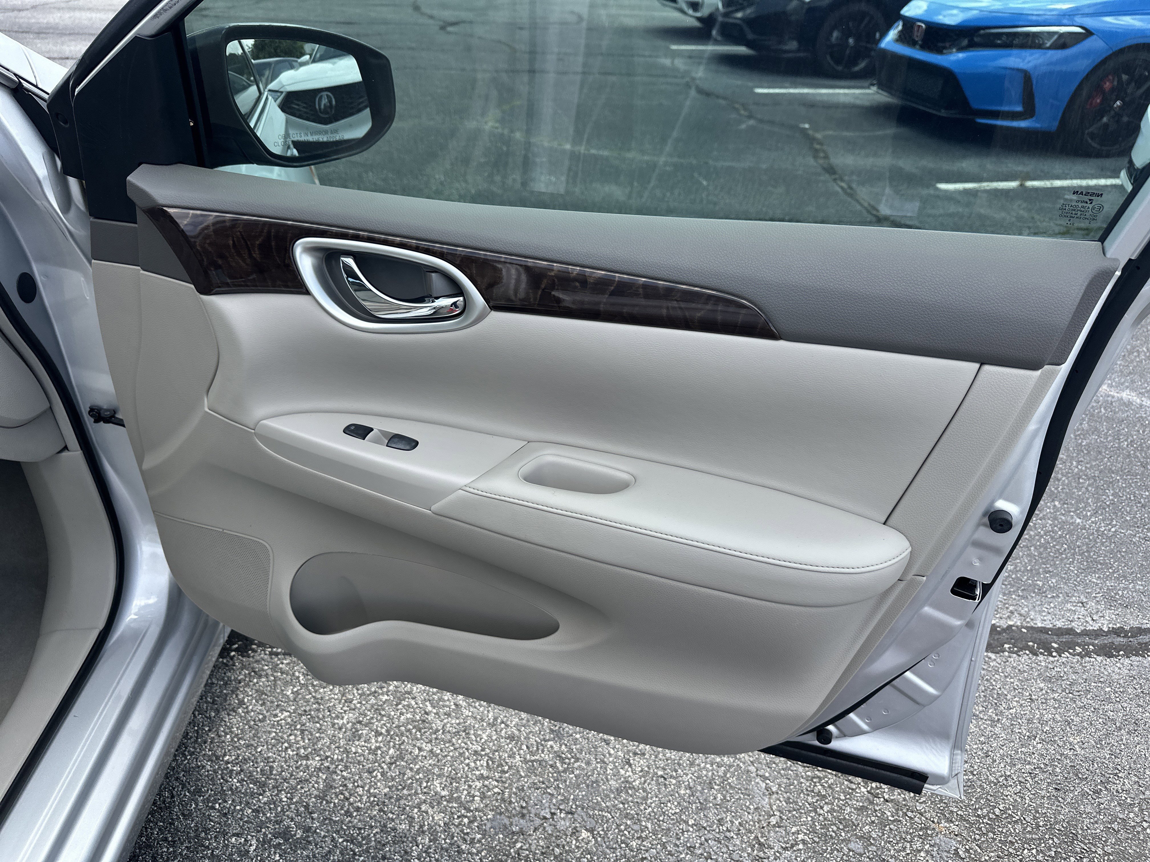Used 2013 Nissan Sentra SL w/ Leather Pkg FWD image 15