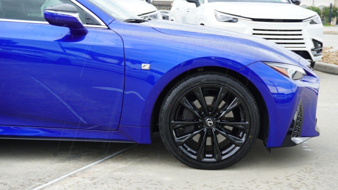 Certified 2023 Lexus IS 350 F Sport RWD image 9
