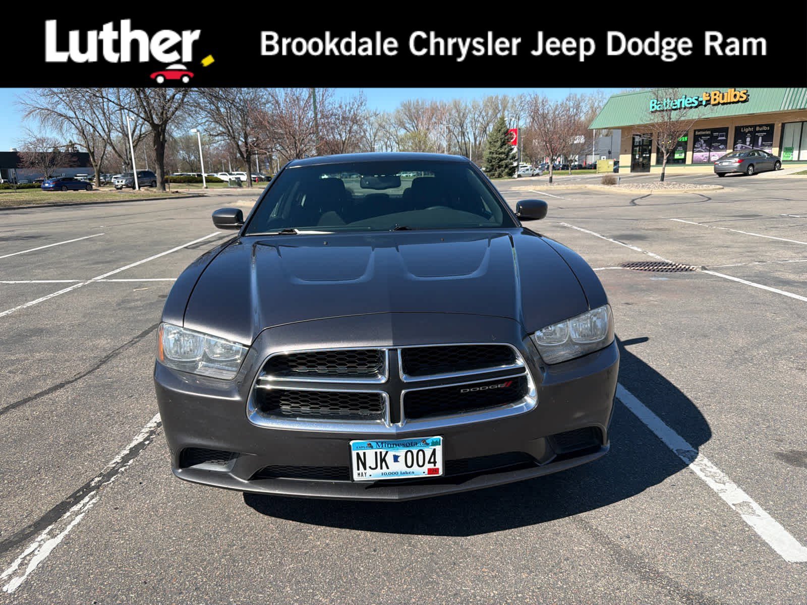 Used 2014 Dodge Charger SE image 1