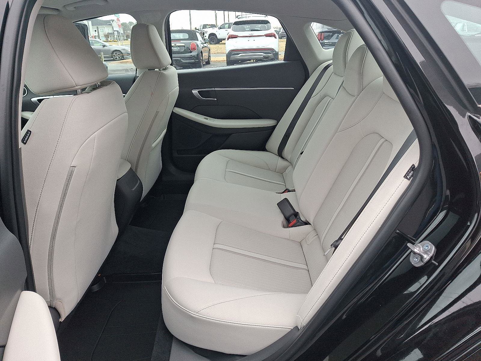 Used 2025 Hyundai Sonata SE image 10