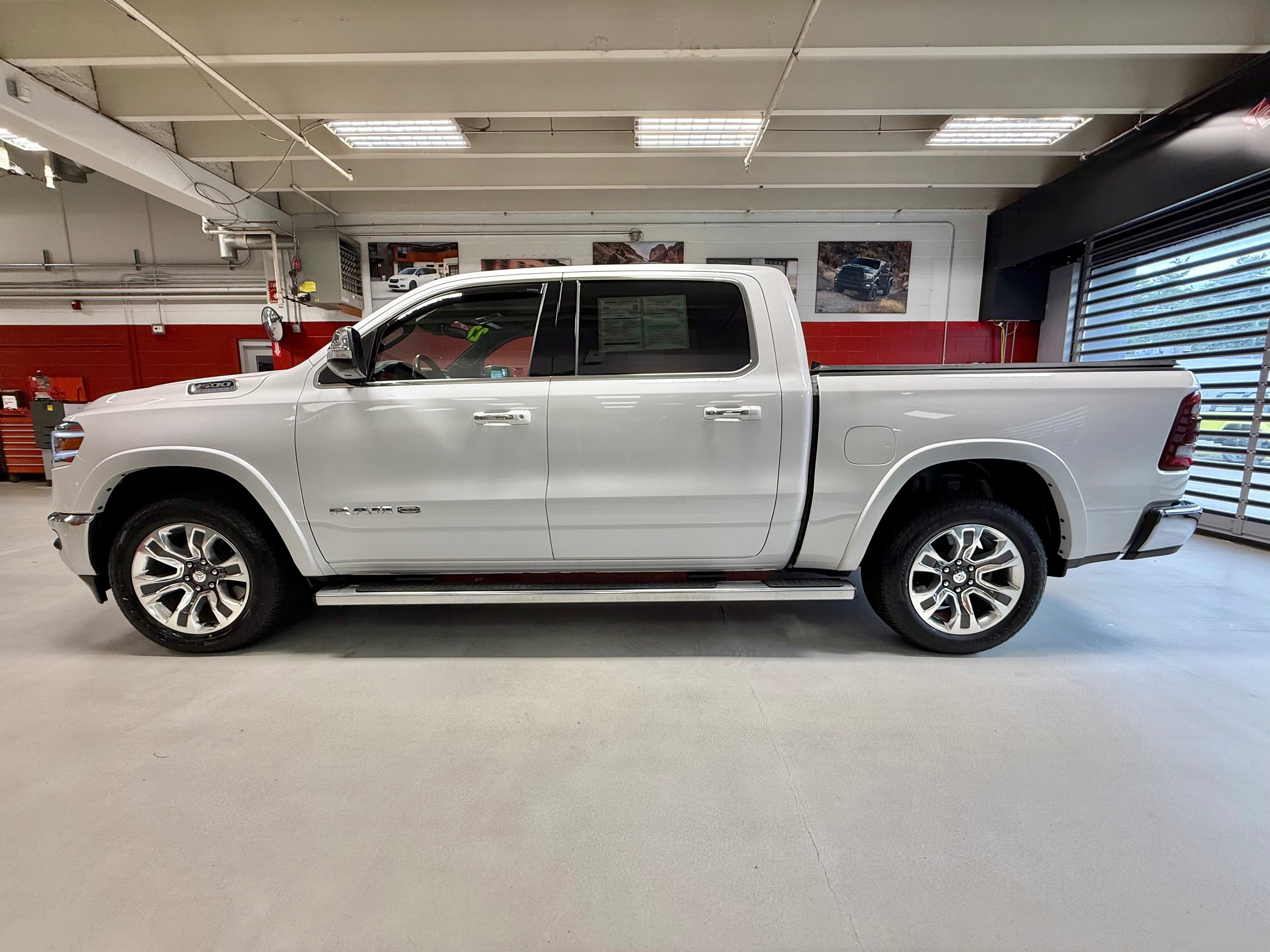 Certified 2022 RAM 1500 Limited AWD/4WD image 2