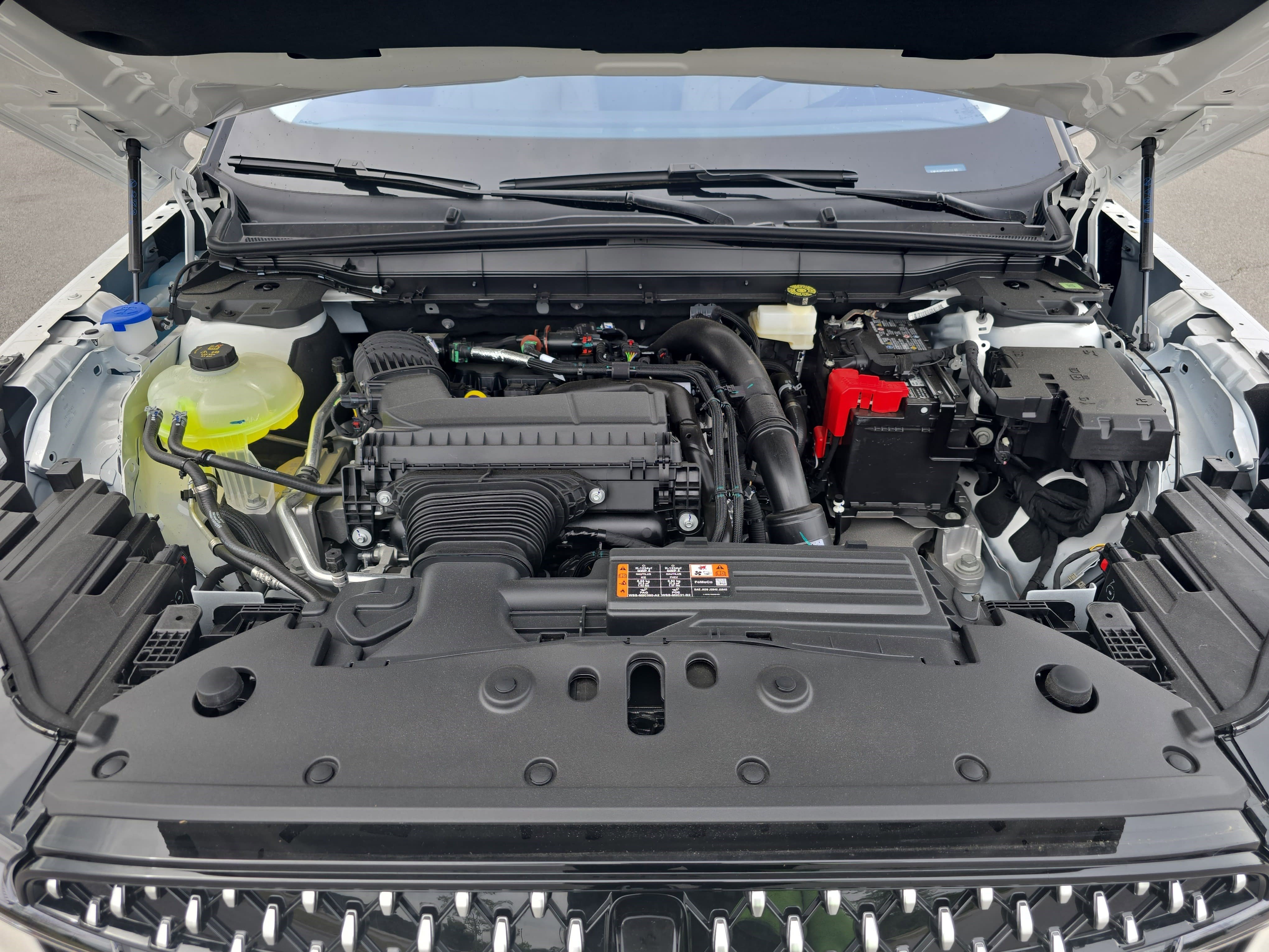 New 2026 Lincoln Nautilus Premier AWD/4WD image 30