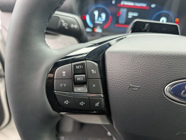 New 2026 Ford Explorer Platinum w/ LUX Leather Package image 16