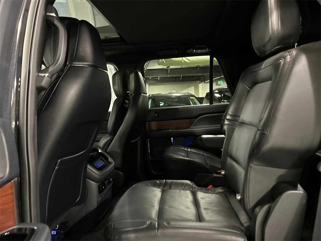 Certified 2022 Lincoln Navigator Reserve image 21