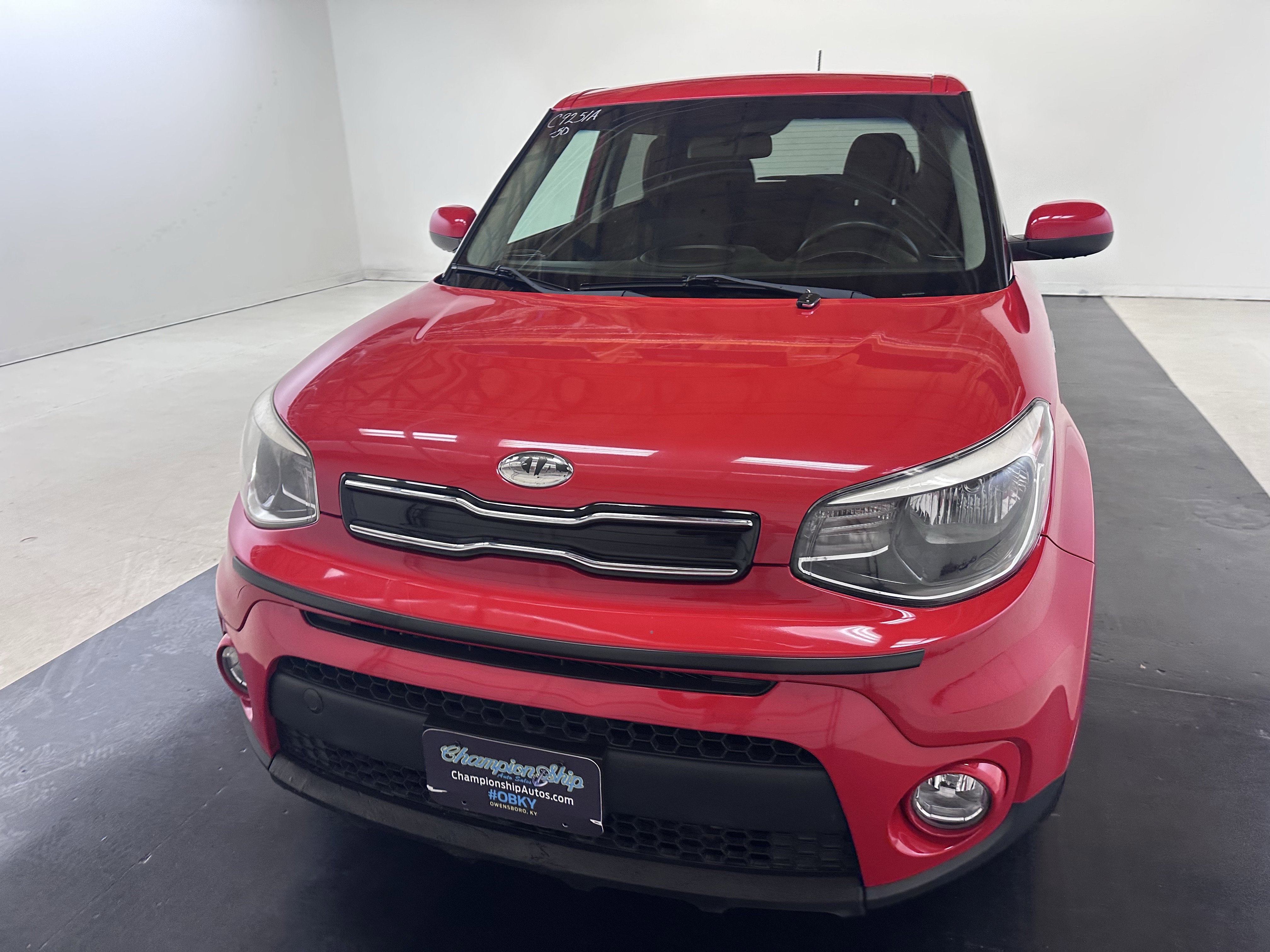 Used 2018 Kia Soul + image 6