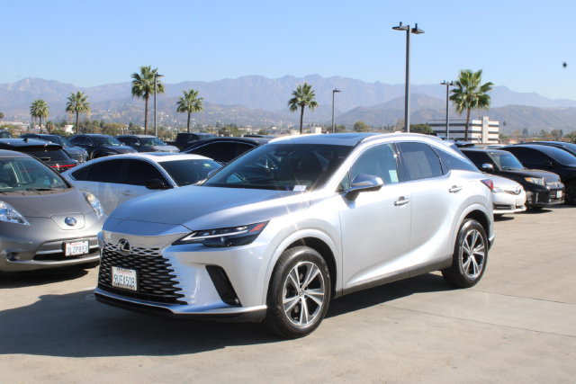 Certified 2025 Lexus RX 350 Premium w/ Accessory Package (K3) FWD image 3
