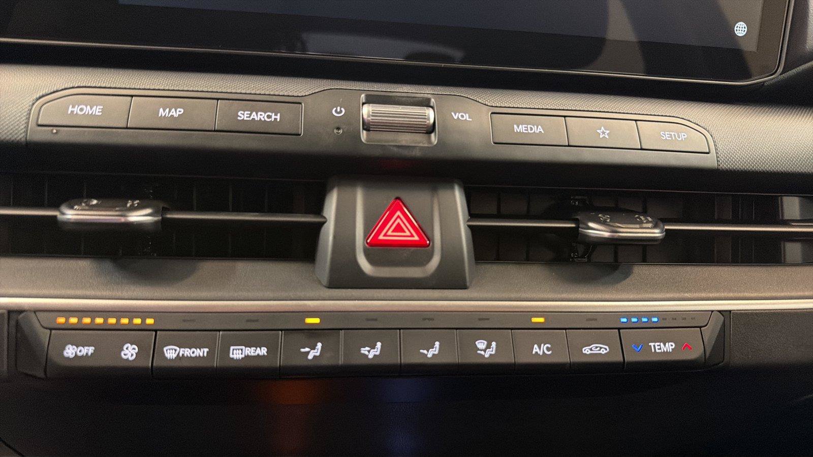 New 2026 Kia K4 FWD image 18