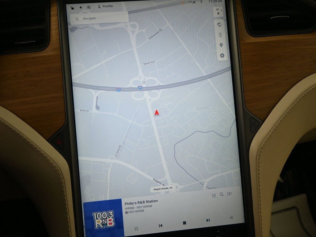 Used 2019 Tesla Model X 100D image 15