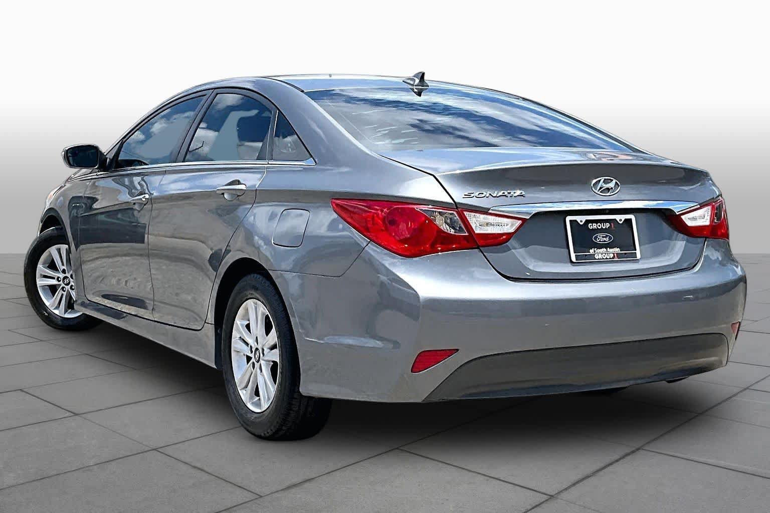 Used 2014 Hyundai Sonata GLS w/ Popular Equipment Group 2 FWD image 12