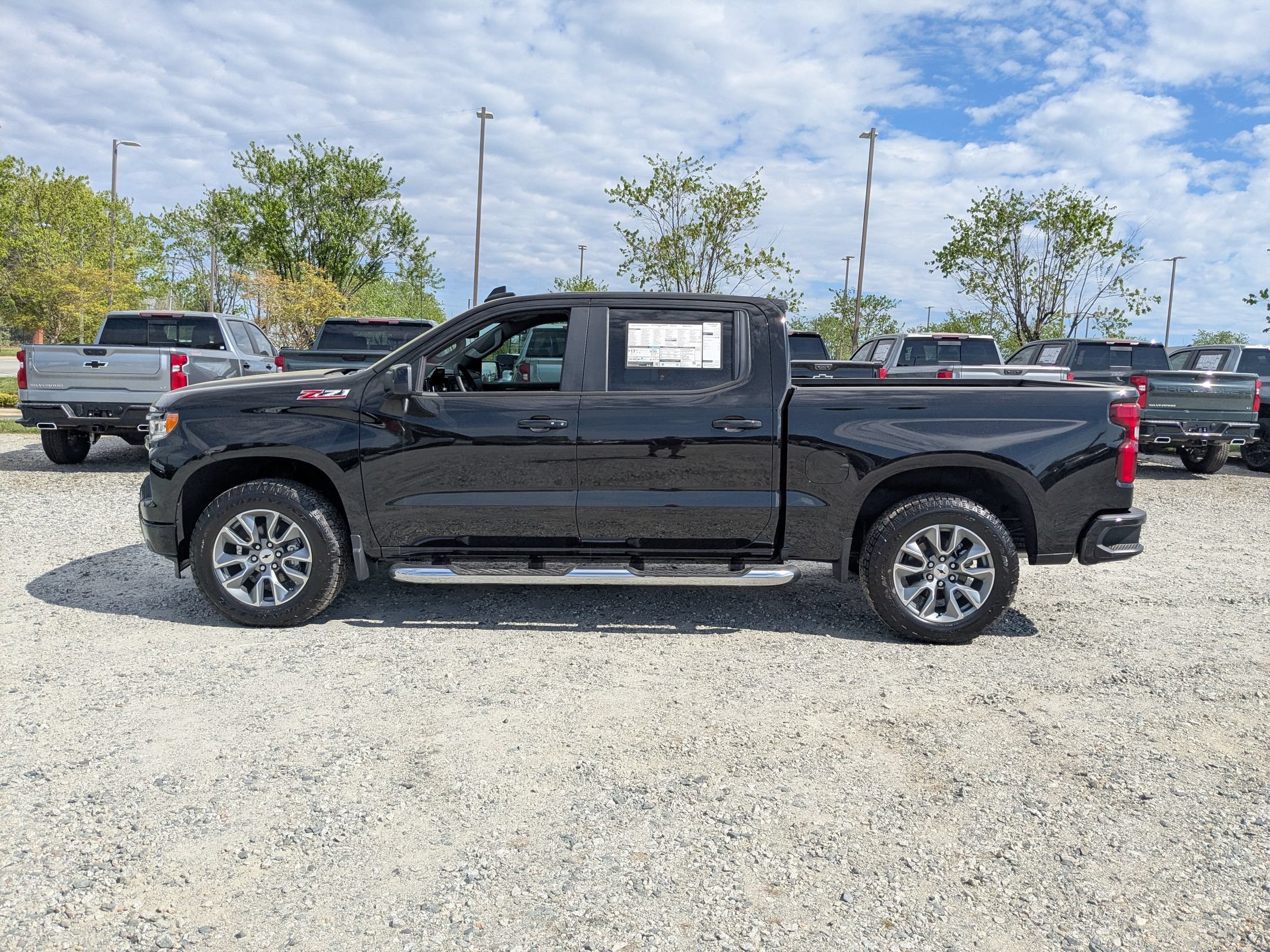 New 2026 Chevrolet Silverado 1500 RST AWD/4WD image 6