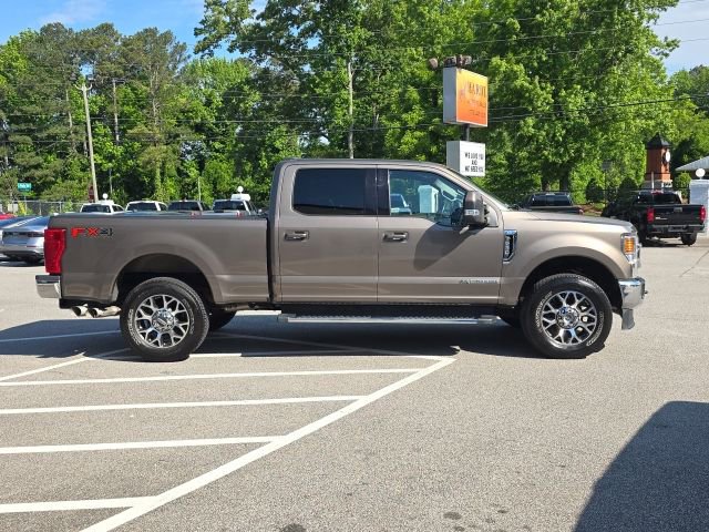Used 2020 Ford F250 Lariat w/ Lariat Value Package AWD/4WD image 2