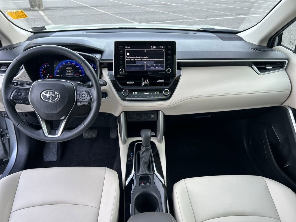 Certified 2022 Toyota Corolla Cross XLE w/ Convenience Package AWD/4WD image 20